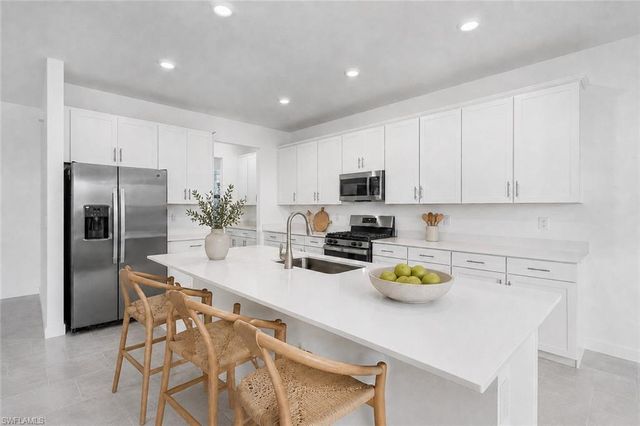 18222 Ridgeline DR, Estero, FL 33928