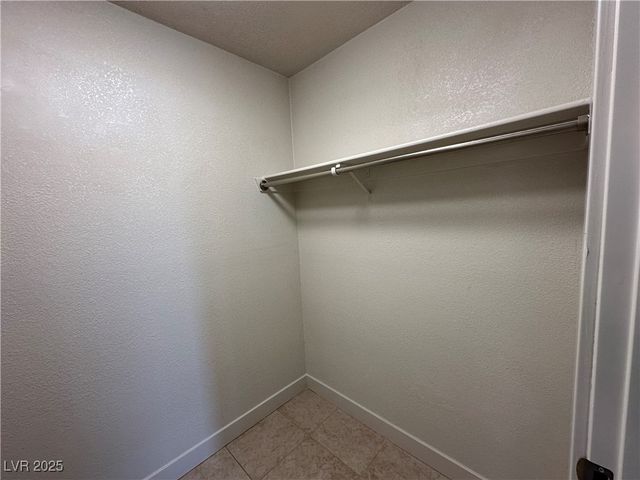 5330 Rod Court 102, Las Vegas, NV 89122