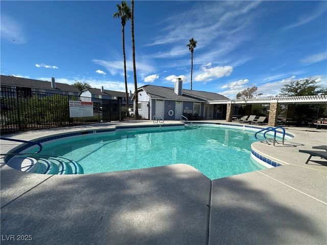 5330 Rod Court 102, Las Vegas, NV 89122