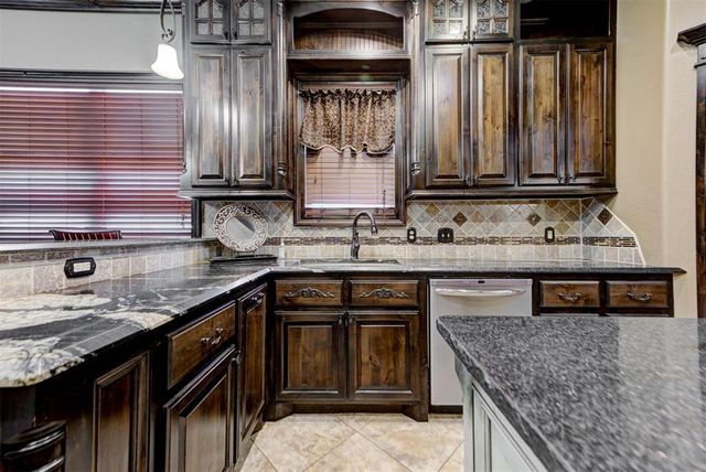 9411 Dickerson NE Road, Piedmont, OK 73078