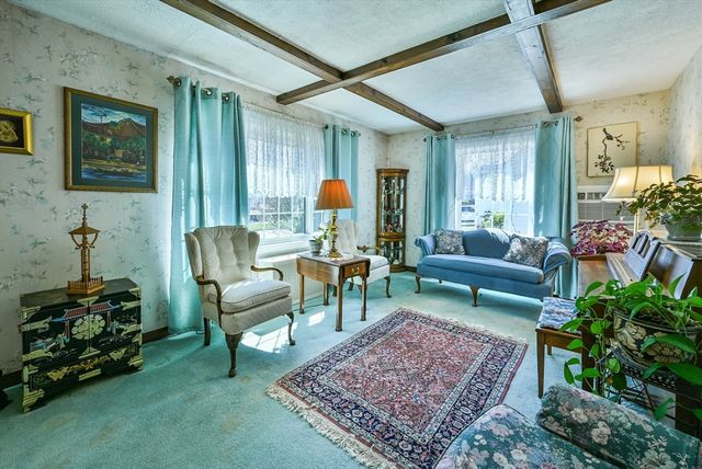 22 Trahan Ave, Worcester, MA 01604