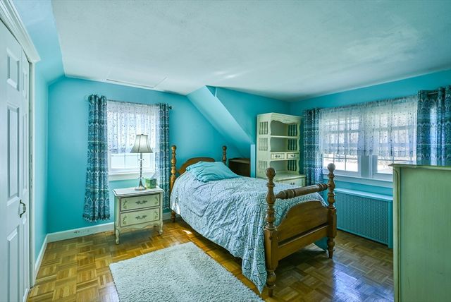 22 Trahan Ave, Worcester, MA 01604