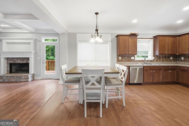 518 S Fortune Way, Dallas, GA 30157
