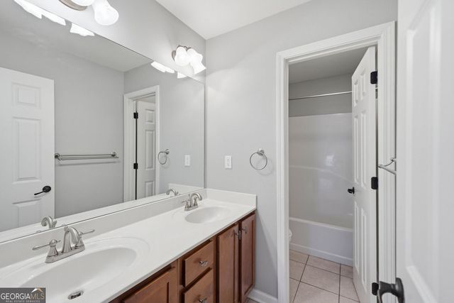 518 S Fortune Way, Dallas, GA 30157