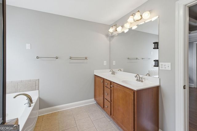 518 S Fortune Way, Dallas, GA 30157