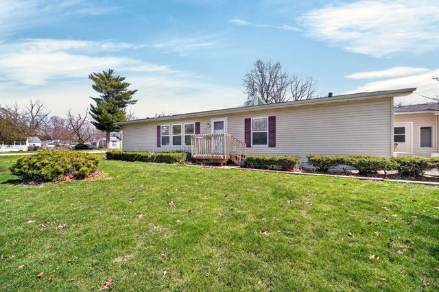 313 Market Avenue NW, Mitchellville, IA 50169