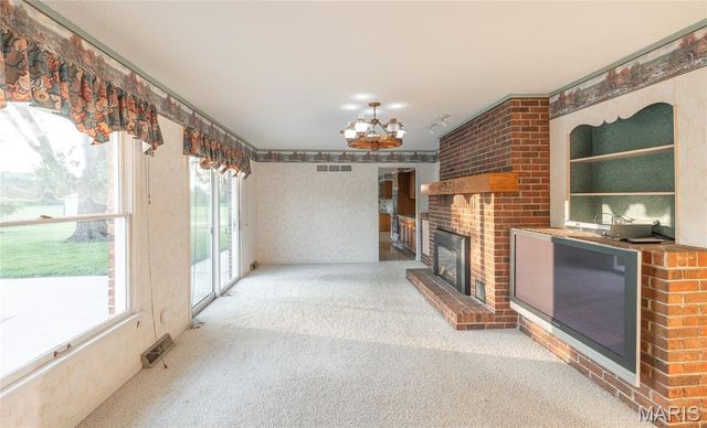 1322 Highway O, Rolla, MO 65401