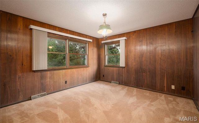 1322 Highway O, Rolla, MO 65401