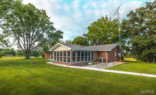 1322 Highway O, Rolla, MO 65401