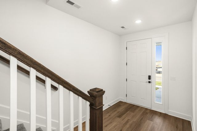 158 Barton Village Boulevard, Lebanon, TN 37090