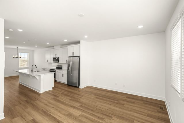 158 Barton Village Boulevard, Lebanon, TN 37090