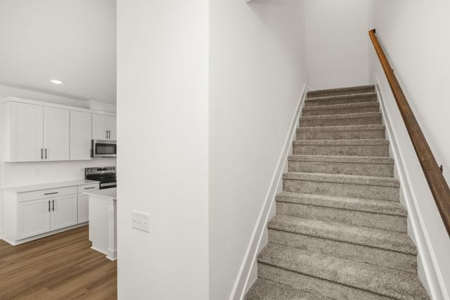 158 Barton Village Boulevard, Lebanon, TN 37090