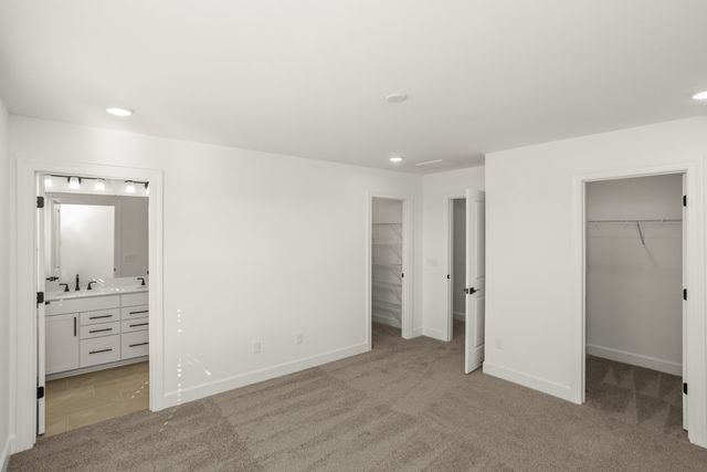 158 Barton Village Boulevard, Lebanon, TN 37090