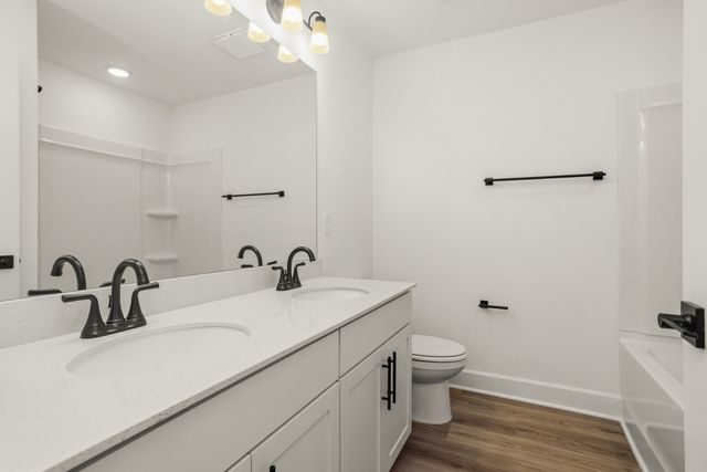 158 Barton Village Boulevard, Lebanon, TN 37090