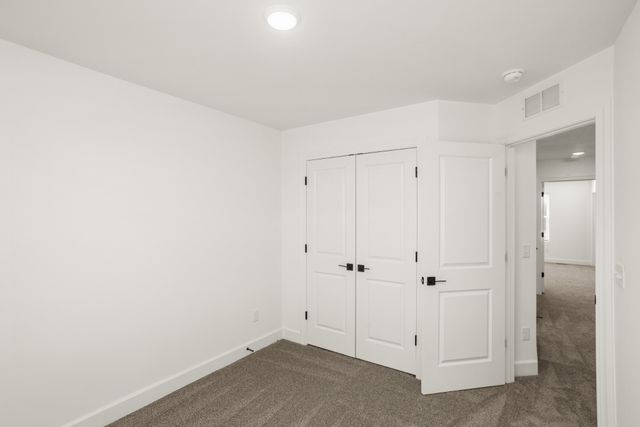 158 Barton Village Boulevard, Lebanon, TN 37090