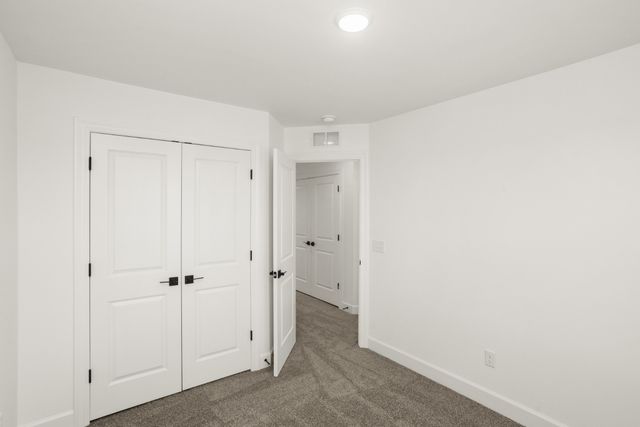 158 Barton Village Boulevard, Lebanon, TN 37090