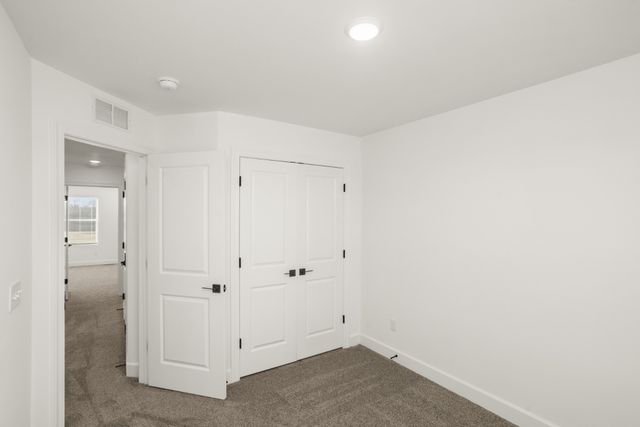 158 Barton Village Boulevard, Lebanon, TN 37090