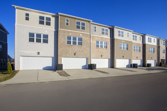 158 Barton Village Boulevard, Lebanon, TN 37090