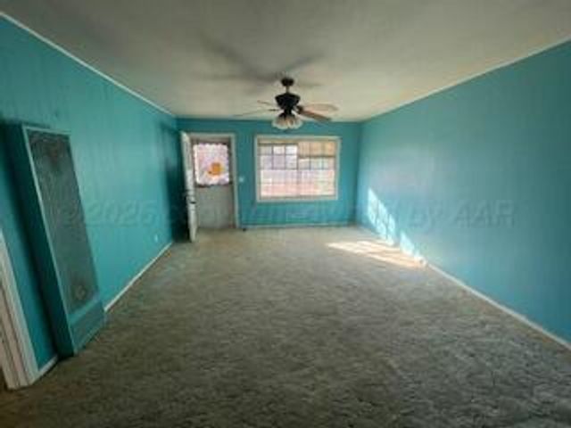 218 N Gaines Avenue, Tulia, TX 79088