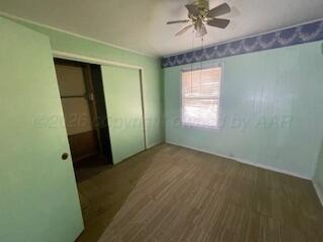 218 N Gaines Avenue, Tulia, TX 79088