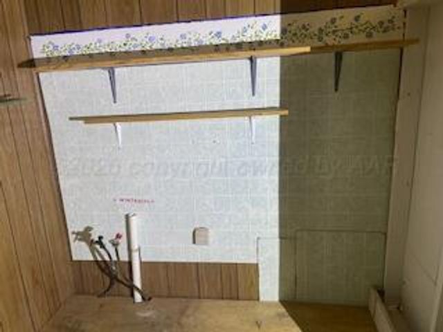 218 N Gaines Avenue, Tulia, TX 79088