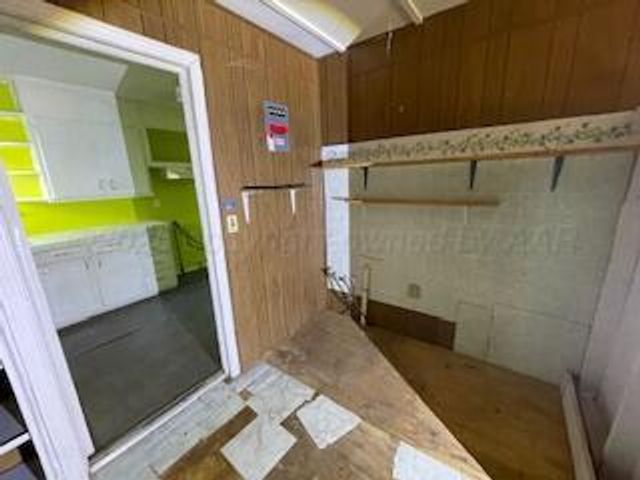 218 N Gaines Avenue, Tulia, TX 79088