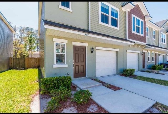 126 Moultrie Village Ln, St Augustine, FL 32086