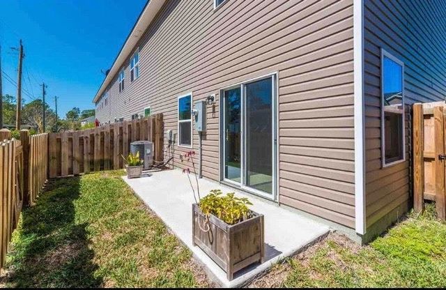 126 Moultrie Village Ln, St Augustine, FL 32086