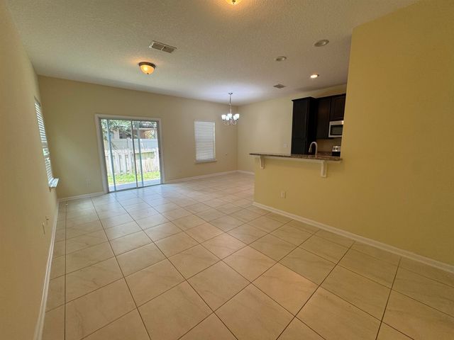 126 Moultrie Village Ln, St Augustine, FL 32086