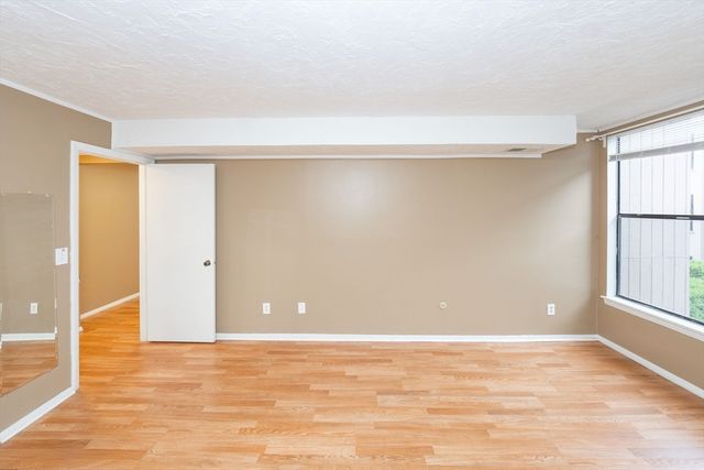 30 Shrewsbury Greens Dr G, Shrewsbury, MA 01545