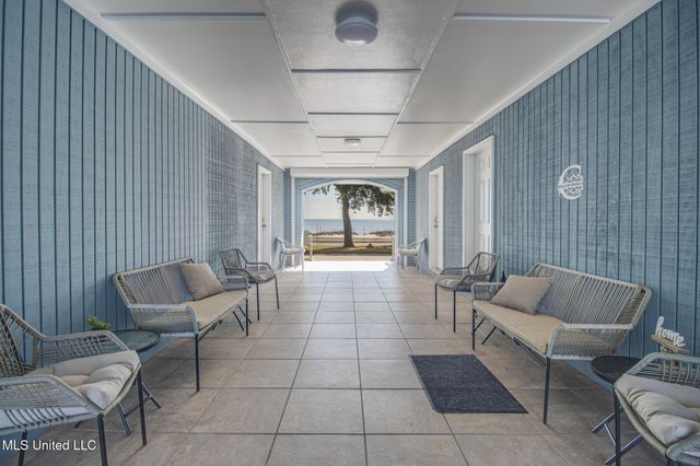 1282 Beach Boulevard, 208, Biloxi, MS 39530