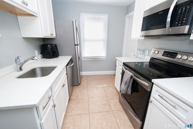 435 Ruth Street, Bridgeport, CT 06606