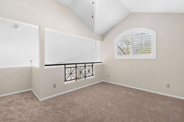 9338 Babauta Rd 78, San Diego, CA 92129