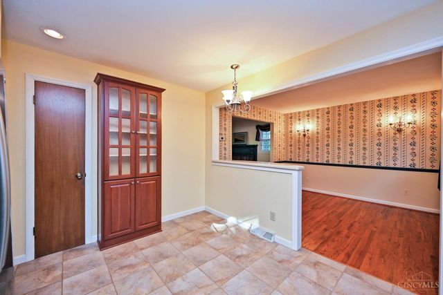 6900 Morrow Cozaddale Road, Hamilton Twp, OH 45152