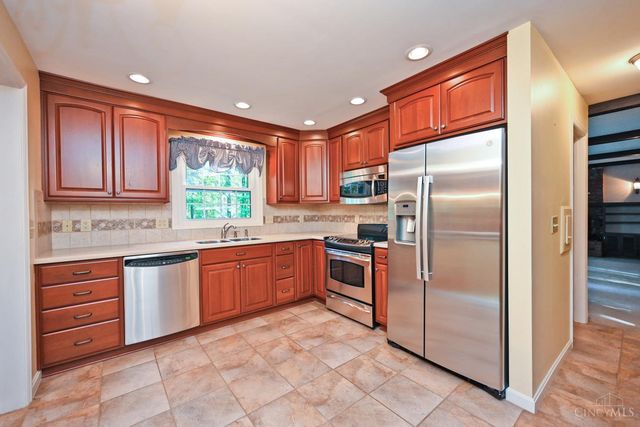 6900 Morrow Cozaddale Road, Hamilton Twp, OH 45152
