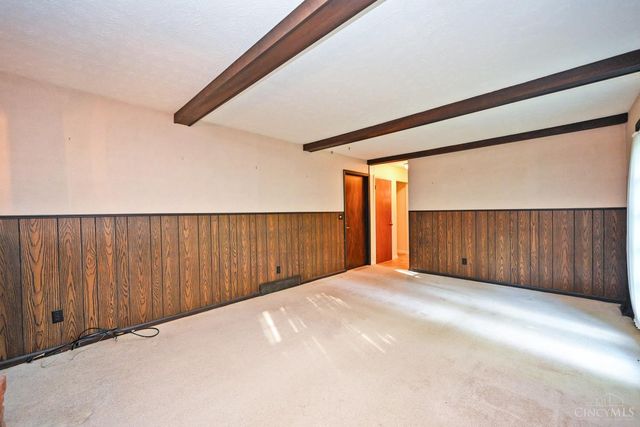 6900 Morrow Cozaddale Road, Hamilton Twp, OH 45152