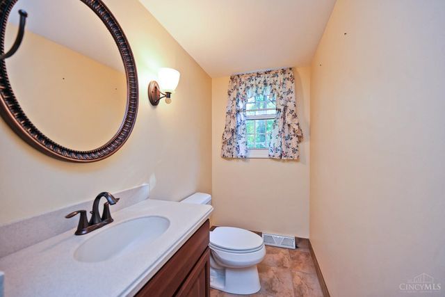 6900 Morrow Cozaddale Road, Hamilton Twp, OH 45152