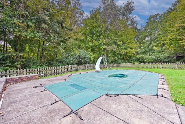 6900 Morrow Cozaddale Road, Hamilton Twp, OH 45152