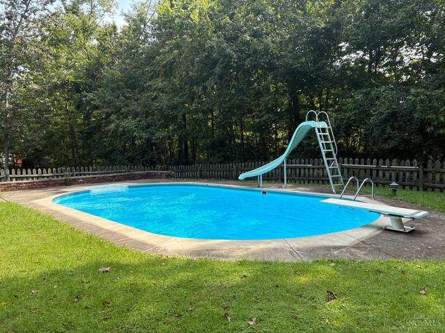6900 Morrow Cozaddale Road, Hamilton Twp, OH 45152