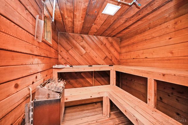 6900 Morrow Cozaddale Road, Hamilton Twp, OH 45152