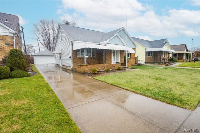 27 Edmund Street, Cheektowaga, NY 14227