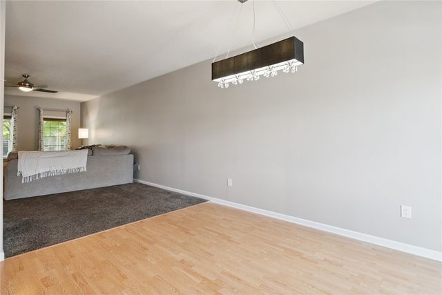 263 SE Booth Avenue, Waukee, IA 50263