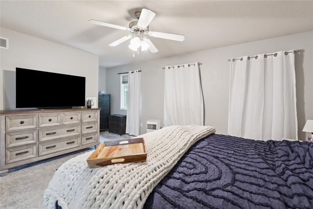 263 SE Booth Avenue, Waukee, IA 50263