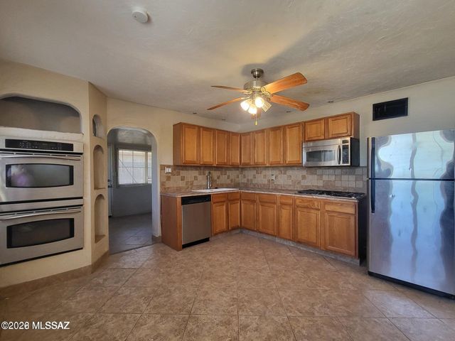 3042 N Park Avenue, Tucson, AZ 85719