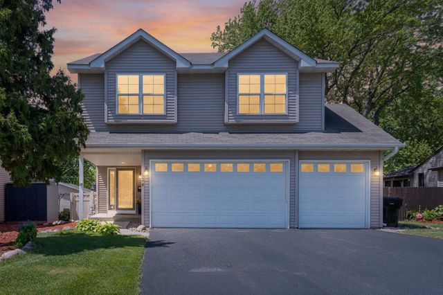 634 6th Avenue S, Hopkins, MN 55343