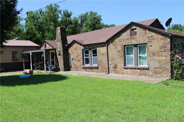 157 W Brocktown Road, Moravian Falls, NC 28654
