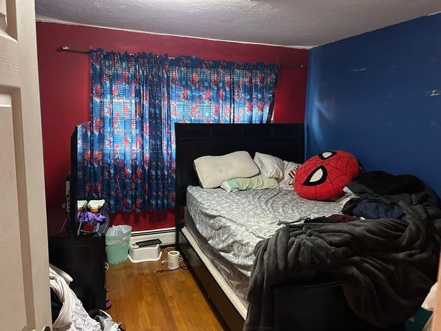 5 Dartmouth St, Randolph, MA 02368