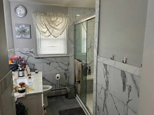 5 Dartmouth St, Randolph, MA 02368