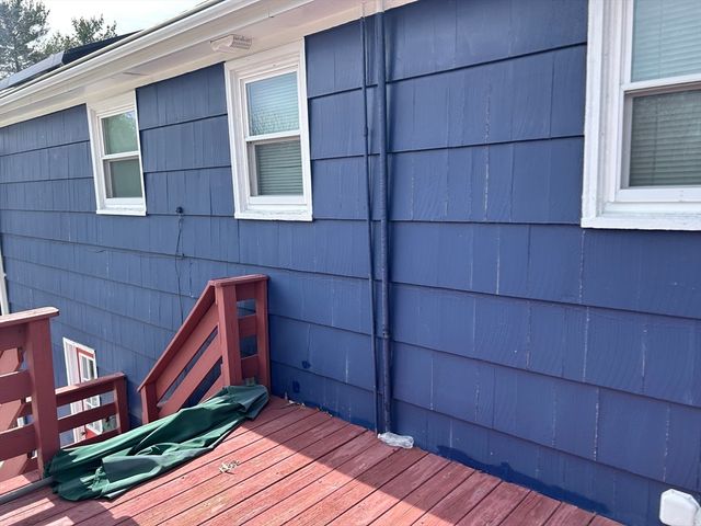 5 Dartmouth St, Randolph, MA 02368