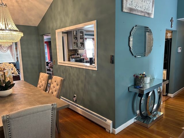 5 Dartmouth St, Randolph, MA 02368